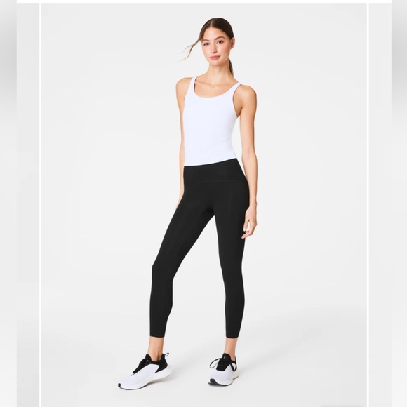 SPANXshape™ Booty Boost® 7/8 Leggings-S-Very Black-NWT - Picture 1 of 10